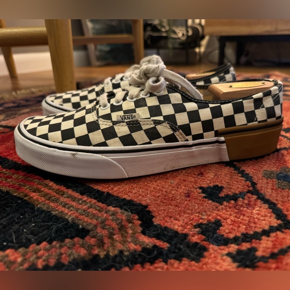 NWOT Vans Gum Block Checkerboard Sneaker - Picture 4 of 7